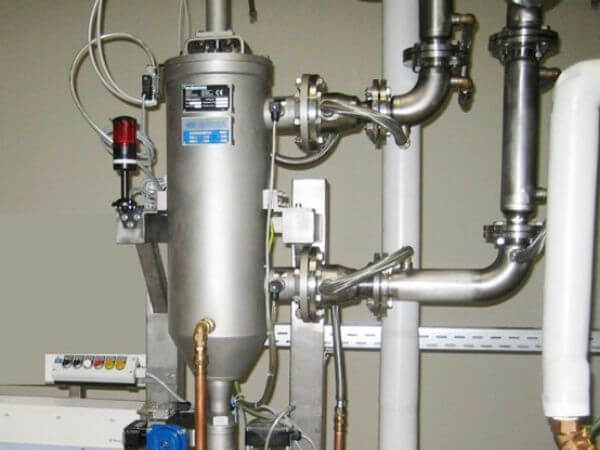Self-cleaning filter application scenarios