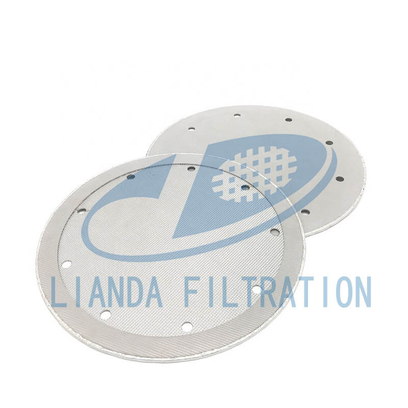 Porous metal filter disc